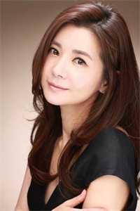 穿成女二爱男二