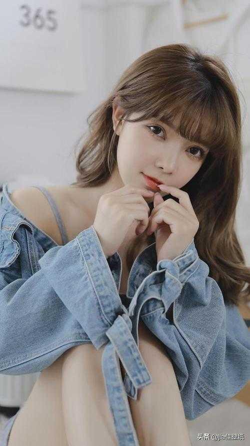 上朝还抱着女儿的 摄政王妃