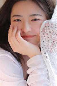 一边咳一边骂的成语